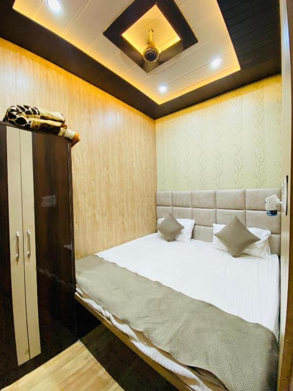 Namo Guest House Only For Indians Βαρανάσι Εξωτερικό φωτογραφία